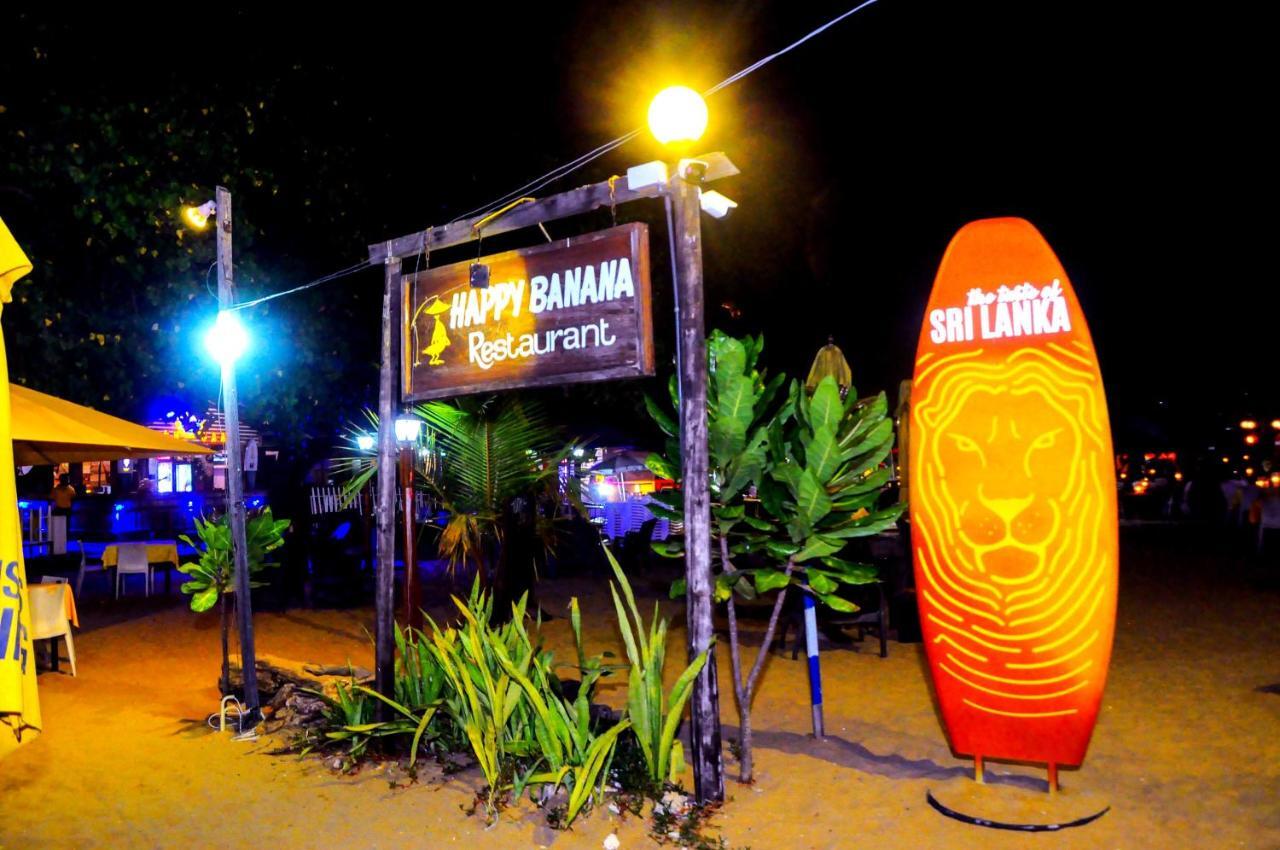 Happy Banana Hotel Унаватуна Экстерьер фото